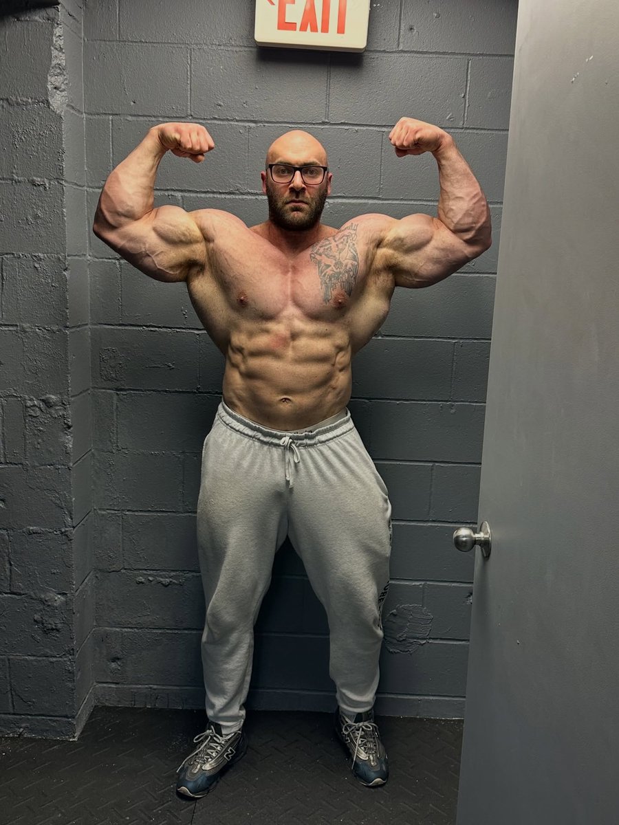 Neverbigmscl tweet media