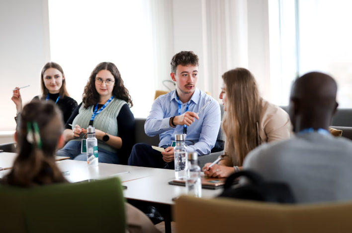 DavidCismas's tweet photo. The story of a former European Student Leader.
My fav part is "Mr. President, as his friends called him."

Check full story out here:
https://t.co/F9lxCqjhYs

#Studentcouncil #Europeanuniversityalliance