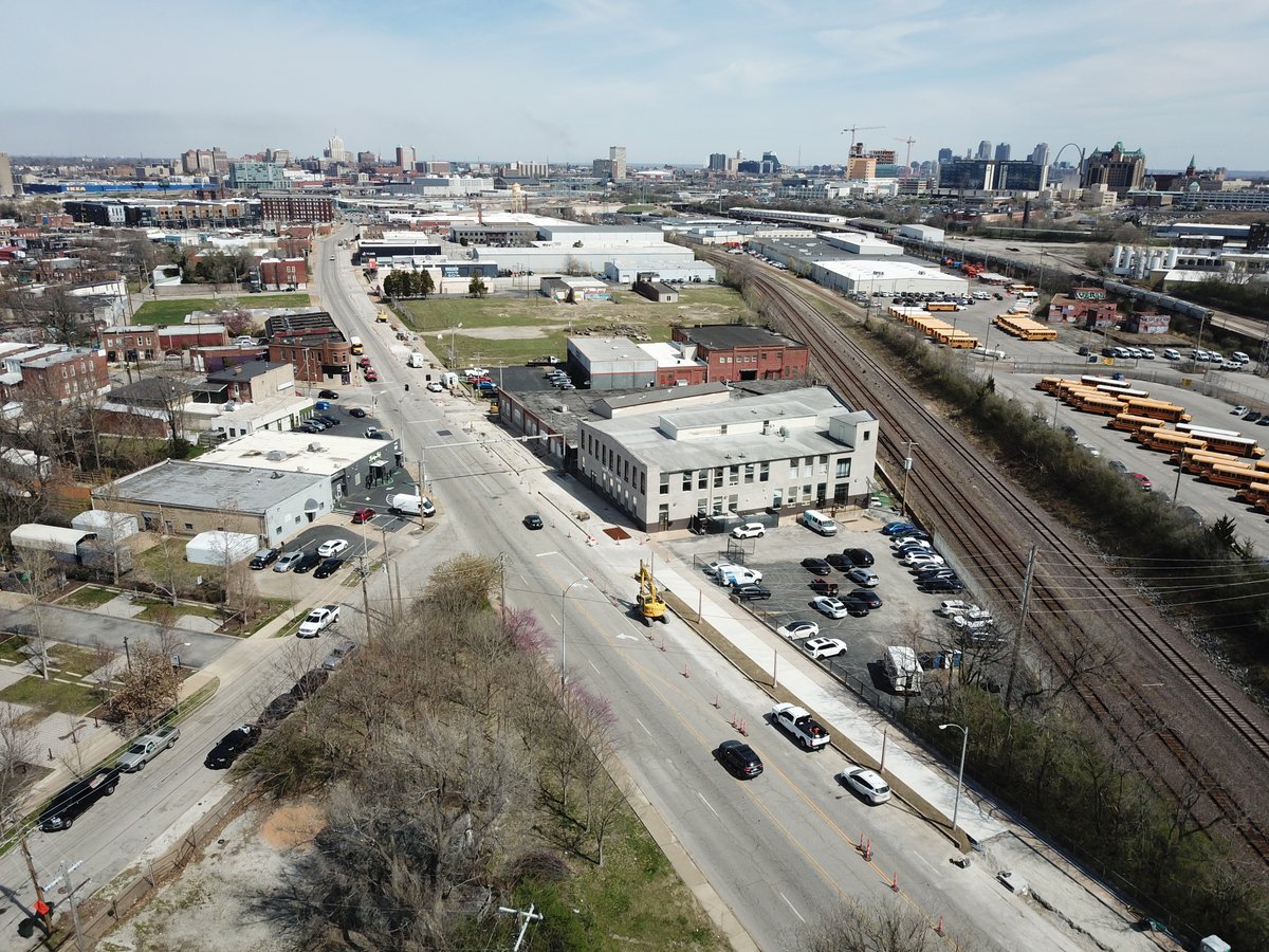 WUMCRC's tweet image. Work continues on phase 1 of the Tower Grove Connector. The relocation of Central Industrial Drive to the east of Tower Grove &amp;amp; Vandeventer will be a great improvement to this intersection. #FPSE