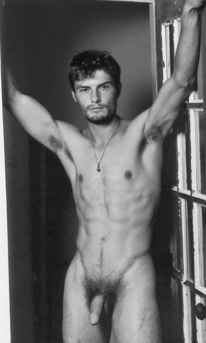 A Celebration to the Beauty of the Male Body tweet media