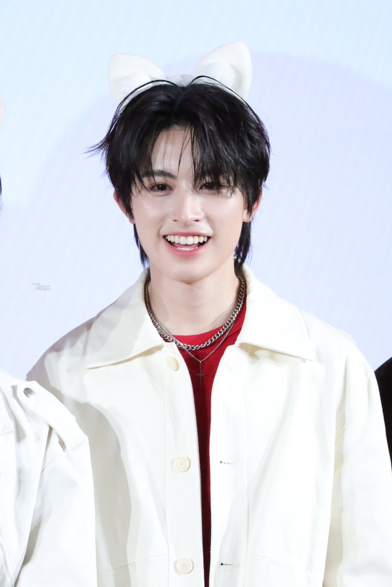 ไป กับ เต tweet media