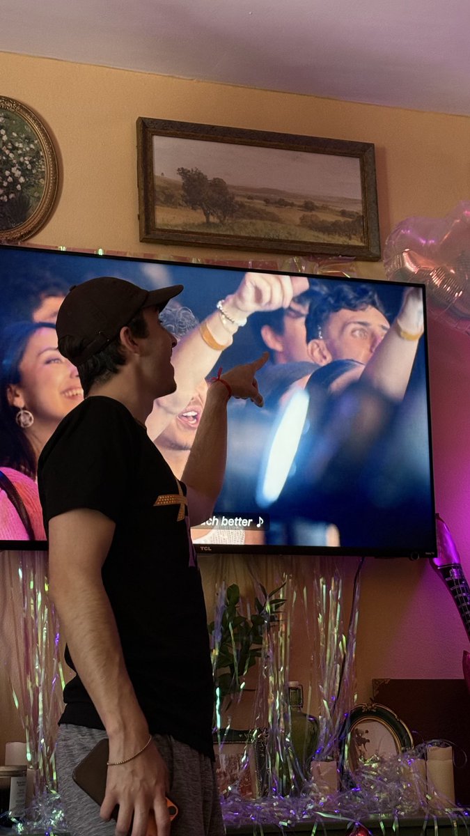 fran 🦭 tweet media