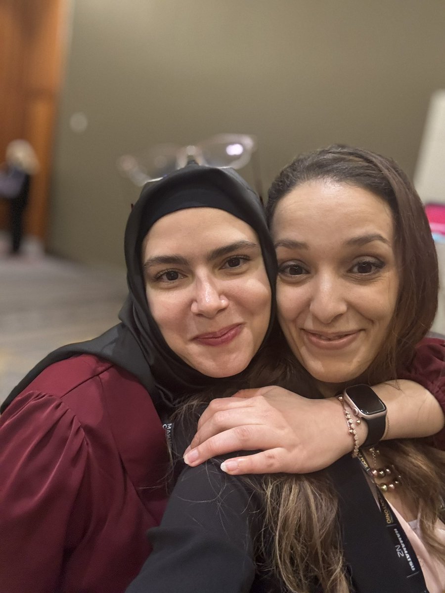 NebbacheHafsa's tweet photo. More fun moments 🥰 with the #Batman of #USCAP2026 
Learning and reconnecting with friends is what truly makes pathology meetings so meaningful and productive ✨

#USCAP2026 #uscap2026 #USCAP26 #pathology #Path2Path #PathResident #CAPRFEC #RFEC #MedTwitter #PathX #Education https://t.co/XqiU8RhElv