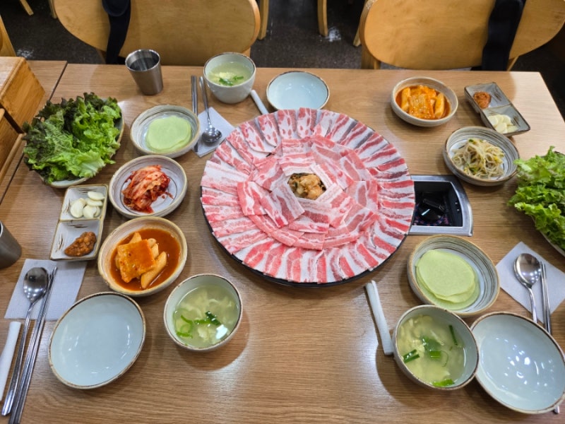 CD예하 tweet media