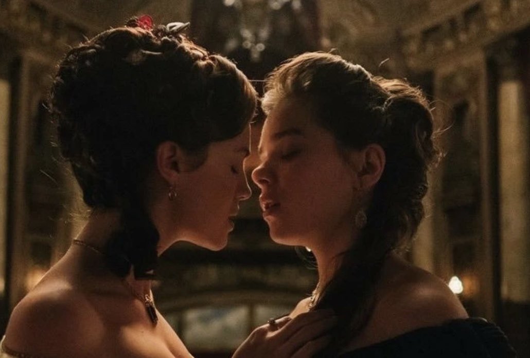 🐝Promenading Anthony’s Pinnacle🐝 tweet media