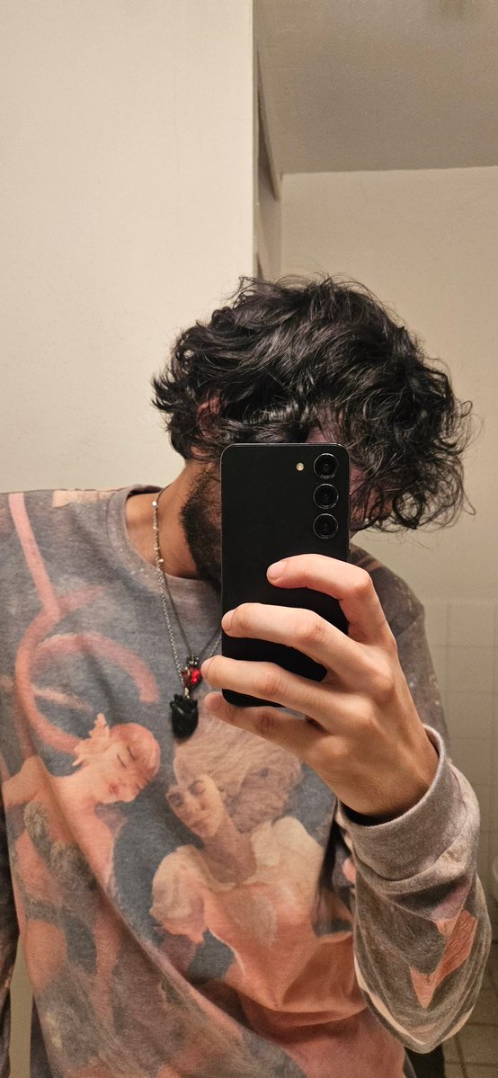 homo falsus fabulas tweet media