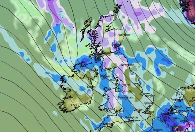 DailyMirror's tweet image. Brits face ‘second winter’ and snow falling within hours - major cities buried #UKsnow #UKweather
mirror.co.uk/news/uk-news/u…