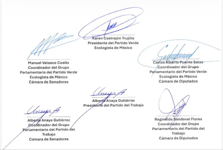 chamanesco's tweet photo. Desde el 13 de marzo, los dirigentes y coordinadores del PVEM y PT firmaron un compromiso para aprobar el plan b de #ReformaElectoral que hoy prevén dictaminar en el Senado.
Este es el documento que firmaron en Gobernación. Y aquí la nota @elpaismexico 

https://t.co/qP2sae2Mc6 https://t.co/ENXcxUXVJS