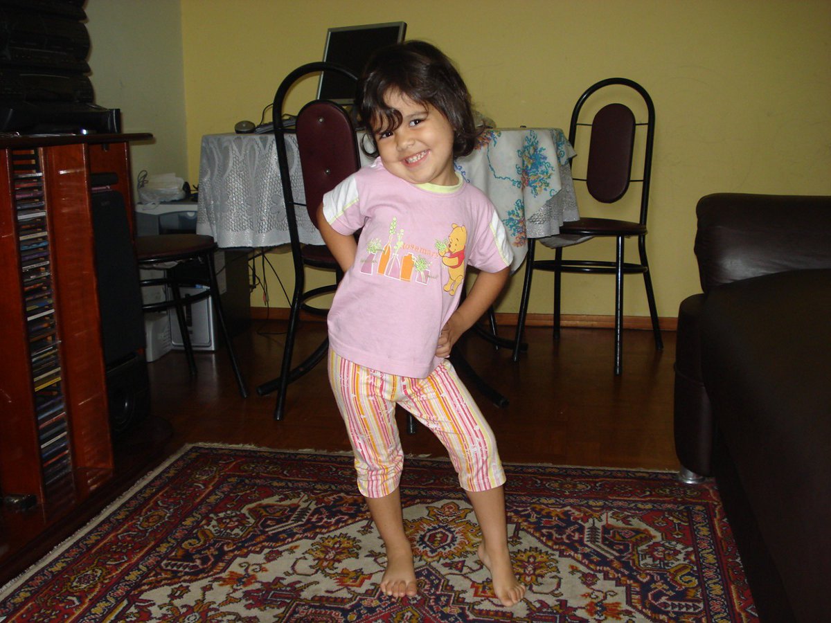 layna banana tweet media