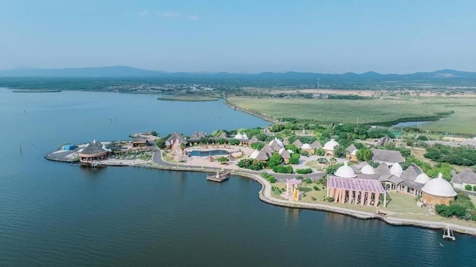 BezaworkH57230's tweet image. Un nouveau chapitre s'ouvre pour l'Éthiopie, transformant ses richesses naturelles en prospérité économique. Grâce aux projets « Dining for Sheger » et « Dining for Nation »
.#PMO
.#VisitEthiopia
.#MeetInEthiopia
.#InvestInEthiopia
@AbiyAhmedAli