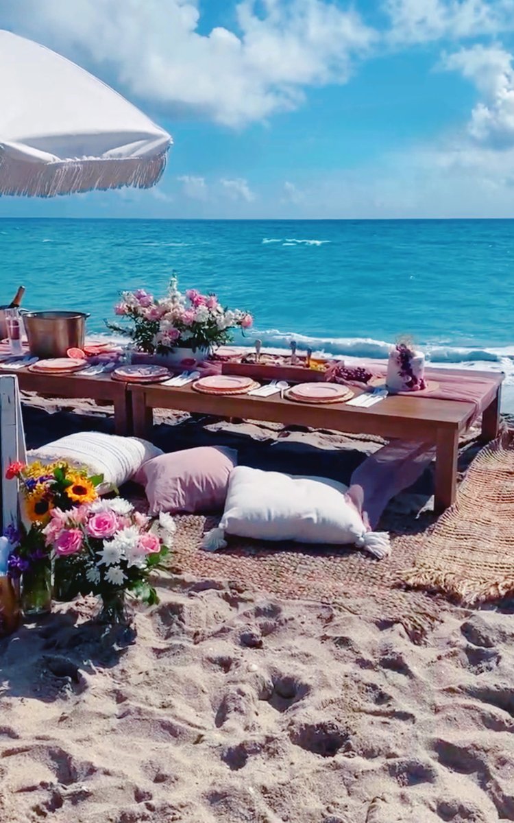 Cassie Moore tweet media