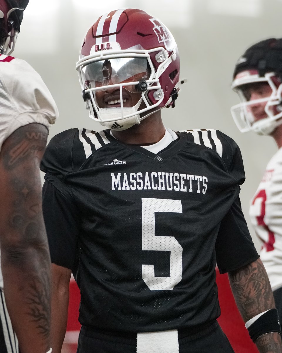 UMass Football tweet media