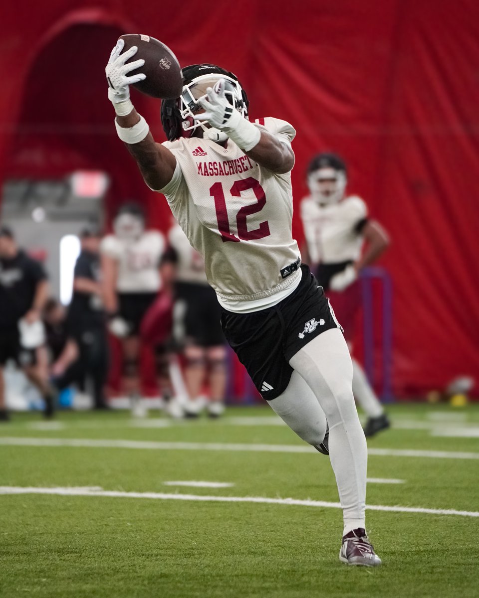 UMass Football tweet media