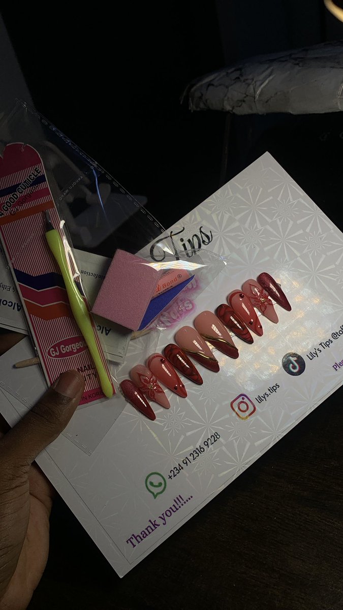 lily's Tips tweet media