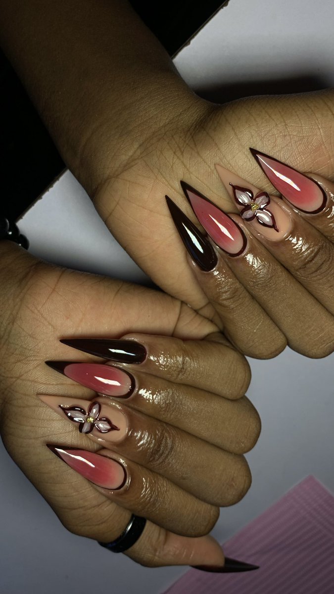 lily's Tips tweet media