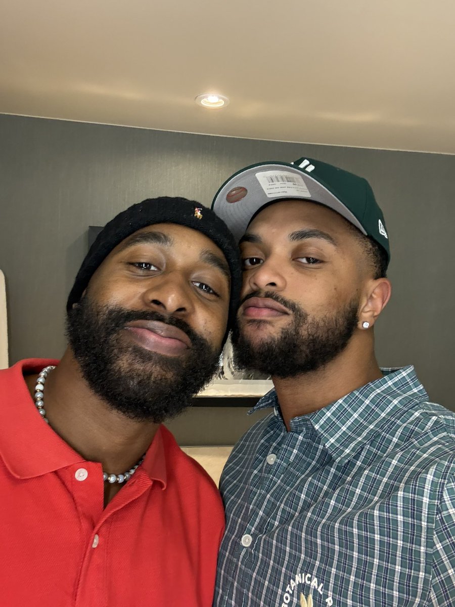 apaga la luz tweet media