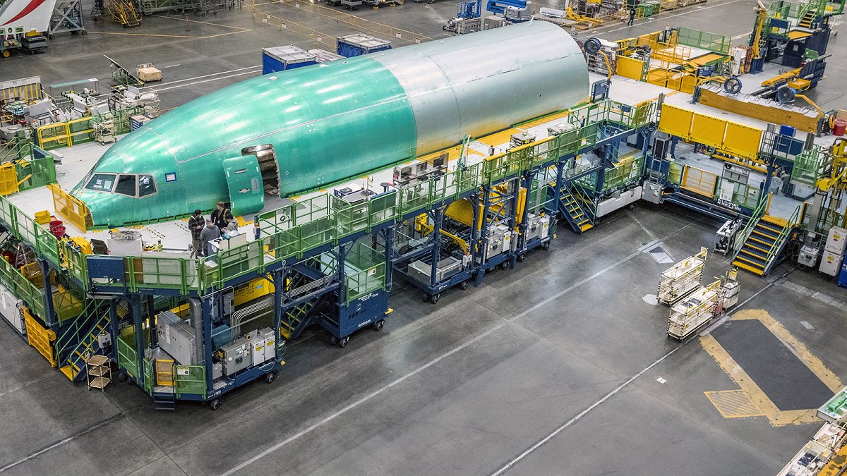 Boeing 777X tweet media