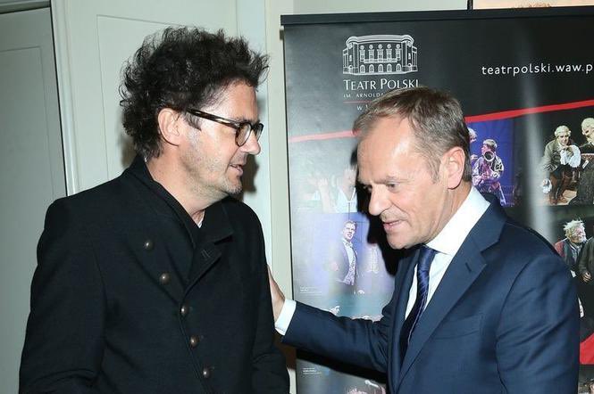 Karol Karolix tweet media