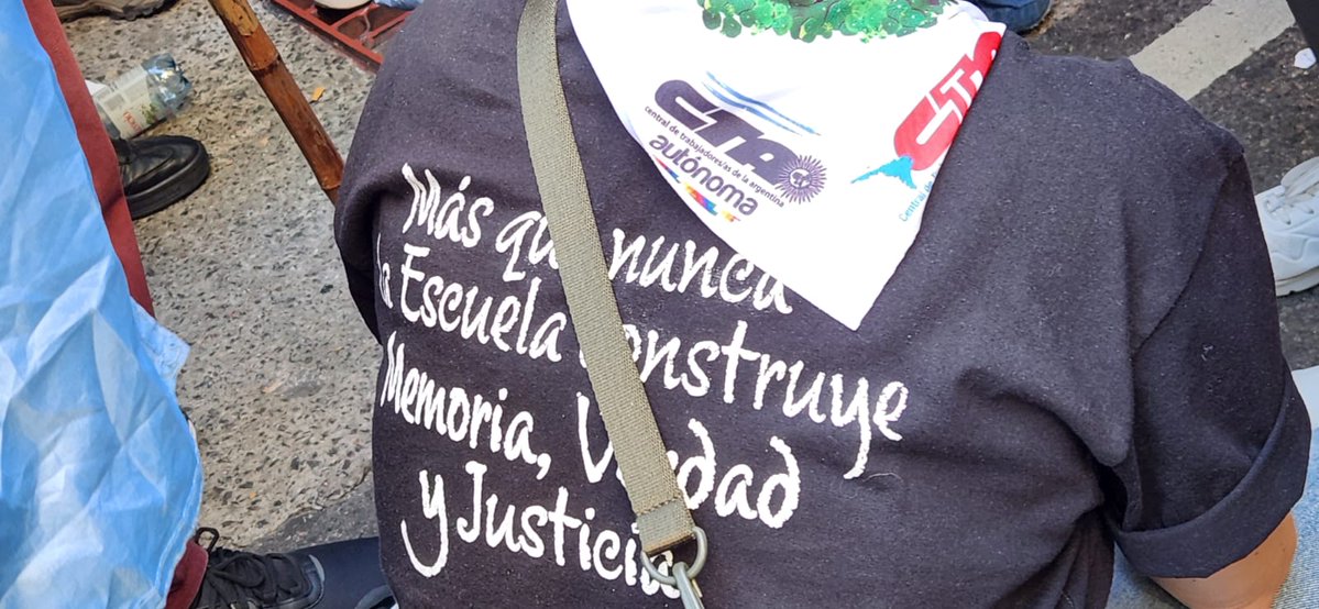 Hugo Yasky tweet media