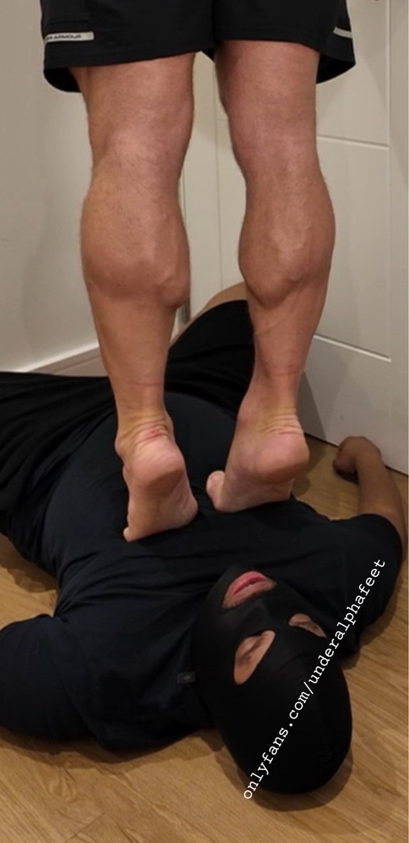 👣under ALPHA FEET👣 tweet media