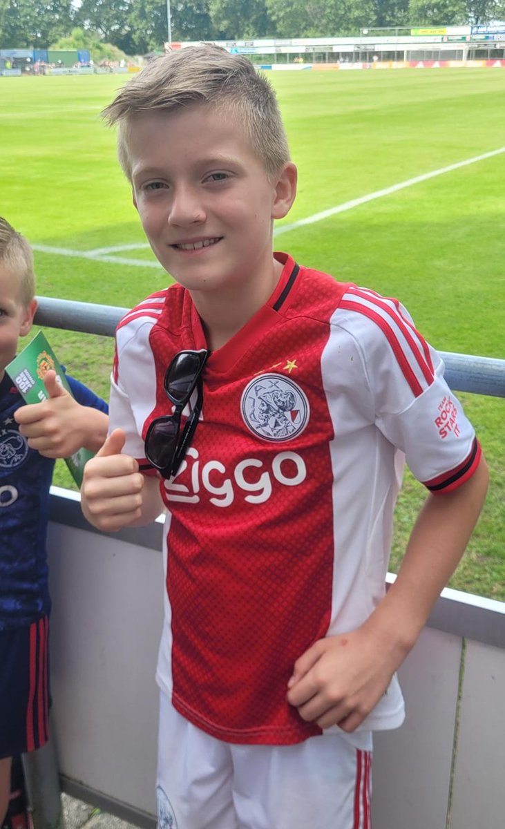 v.v. S.E.H. ⚽️ tweet media