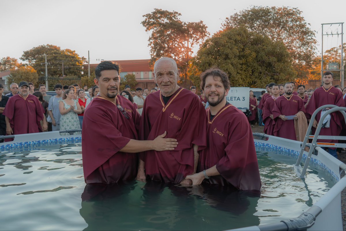 Más Que Vencedores tweet media