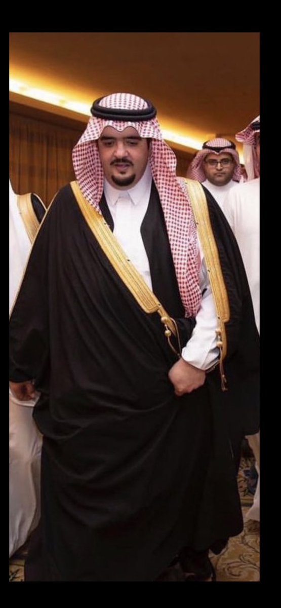 مسافر عكس المكان tweet media