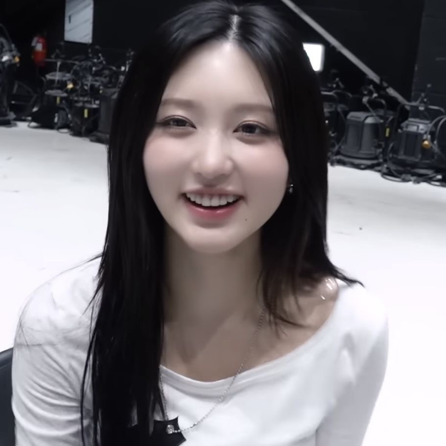 lula /•᷅‎‎•᷄\੭ tweet media