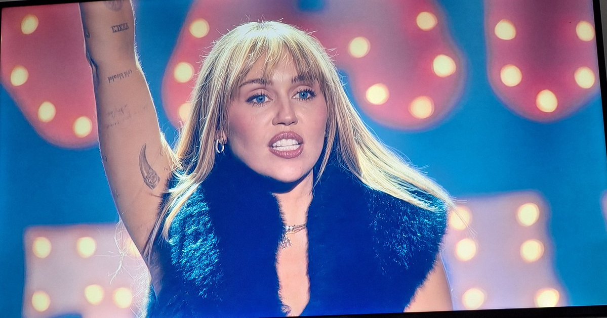 Ali 💌 tweet media