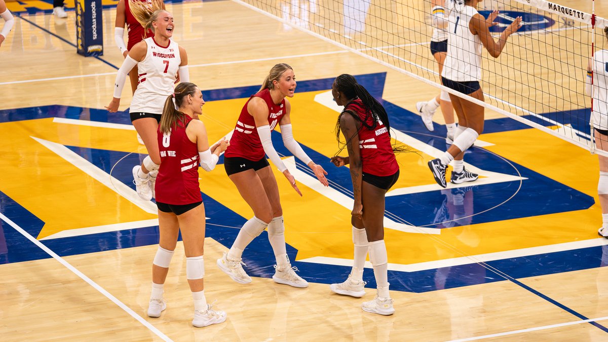 Wisconsin Volleyball tweet media