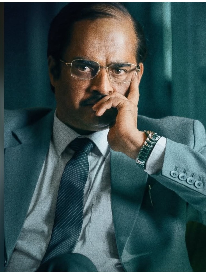 SaffronVoice_'s tweet photo. फ़िल्में अक्सर ₹100 करोड़ कमाने के लिए बनाई जाती हैं, लेकिन “#Dhurandhar” पहली ऐसी फ़िल्म है जो 100 करोड़ लोगों को जगाने के लिए बनाई गई है।

#DhurandharTheRevenge #Dhurandhar2‌ https://t.co/ulriAFZNBe