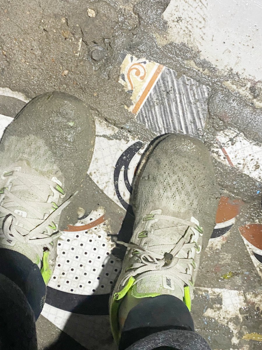 Capo666171's tweet photo. Zitto e paga 

Cagna non voglio  vederti sbavare 

#PayPig #Pay #Master 
#ItalianCashMaster #HumanATM 
#Feet #CashMaster #Findom #Cashmaster #Feetfetish #Cashfag #Paypig #Cuck
#Feet #Submissive 
#Tribute #Gooner #Drain 
#cashslave #paypig #tribute https://t.co/sPZjZttd9D