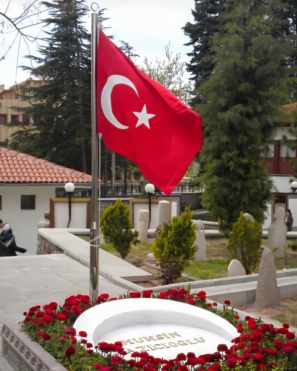 alpaslanbegg's tweet photo. “Yaşarken tuz katmazlar aşına, 
Methiyeler düzerler mezar taşına.” https://t.co/btwSTOV6jL
