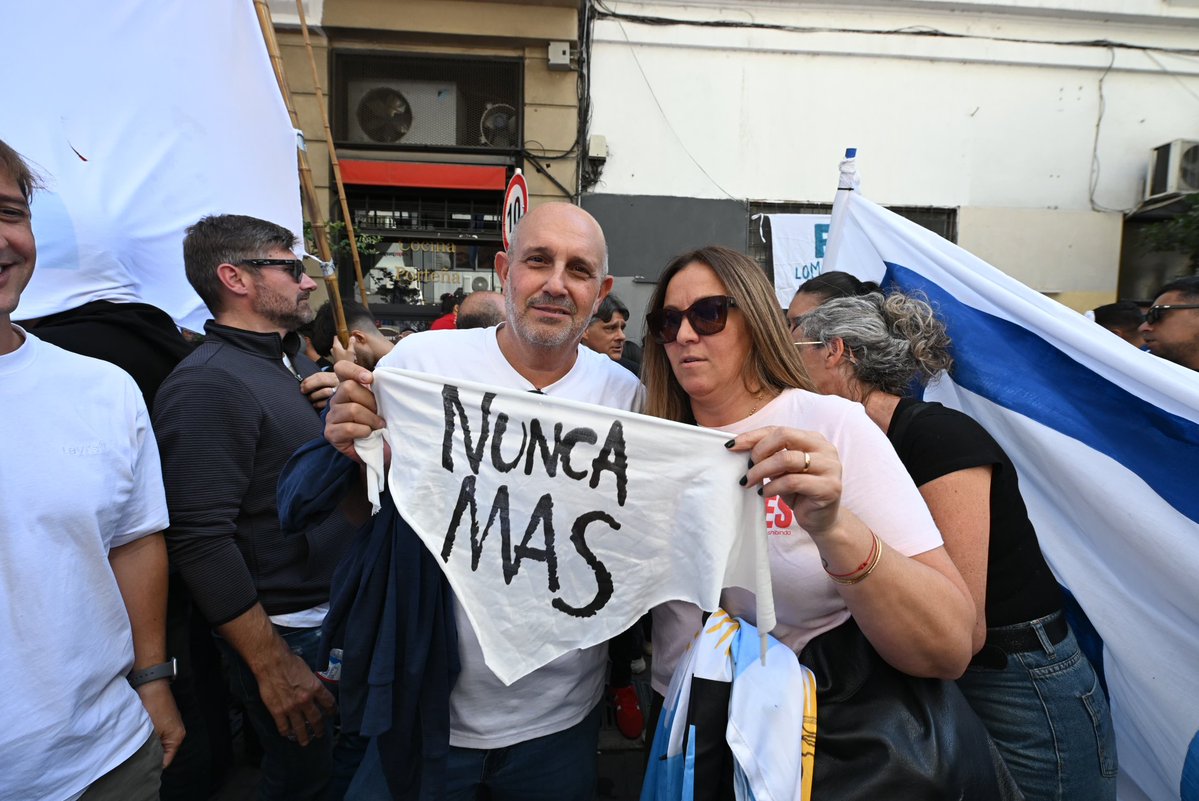 Alexis Guerrera tweet media