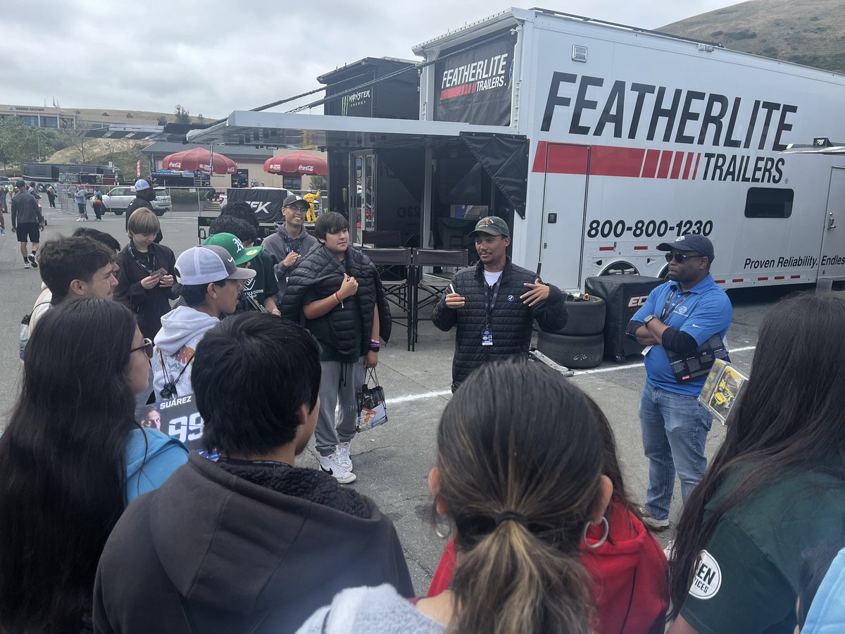 bread perez tweet media