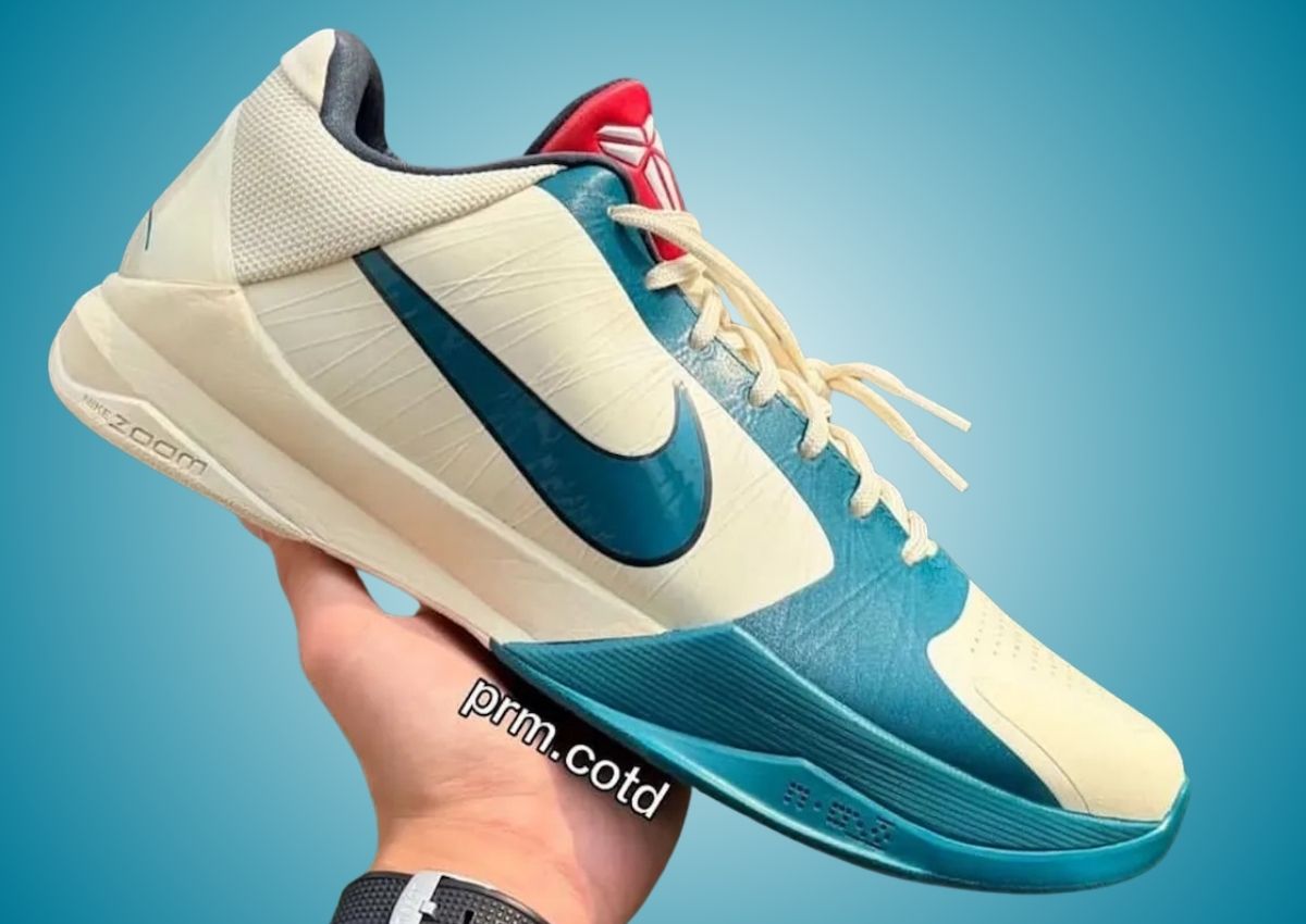 SneakerFiles.com tweet media