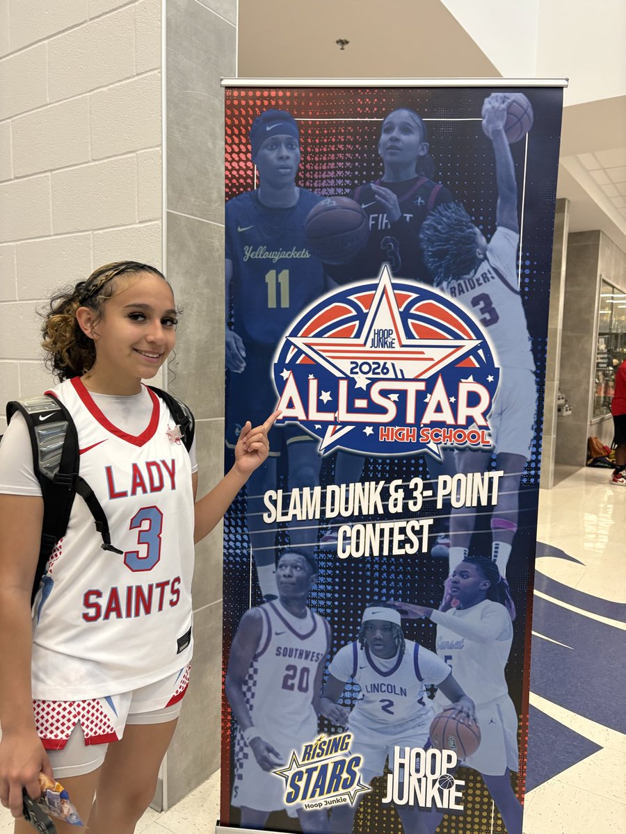 bella_j_redding's tweet photo. Thank you @HoopJunkie2 for such a fun event! Look forward to the next one! @IMCOMING_INC @FBA_Sports @drobalwayzopen @RecruitMatador #risingstars https://t.co/ZV4tAebzlX