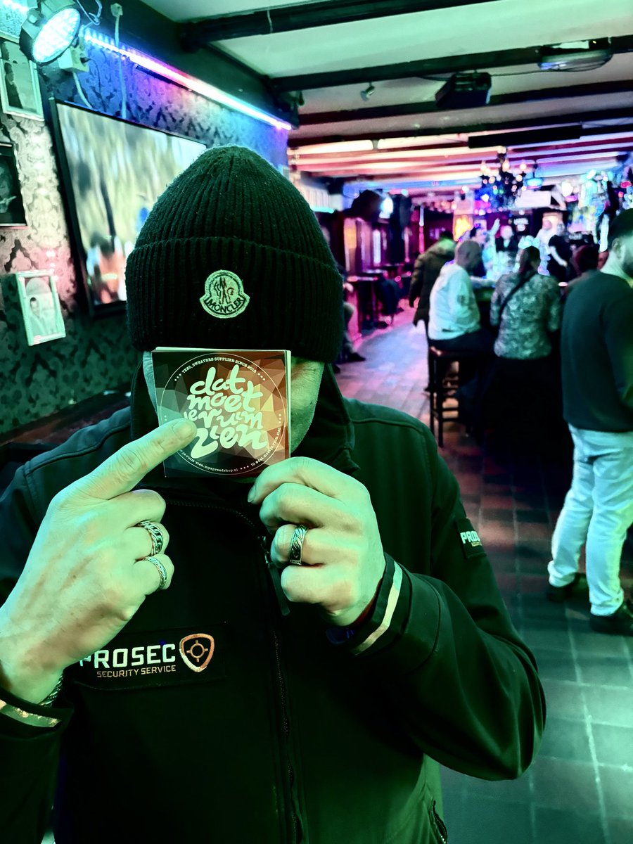 DAT MOET JE RUIM ZIEN tweet media