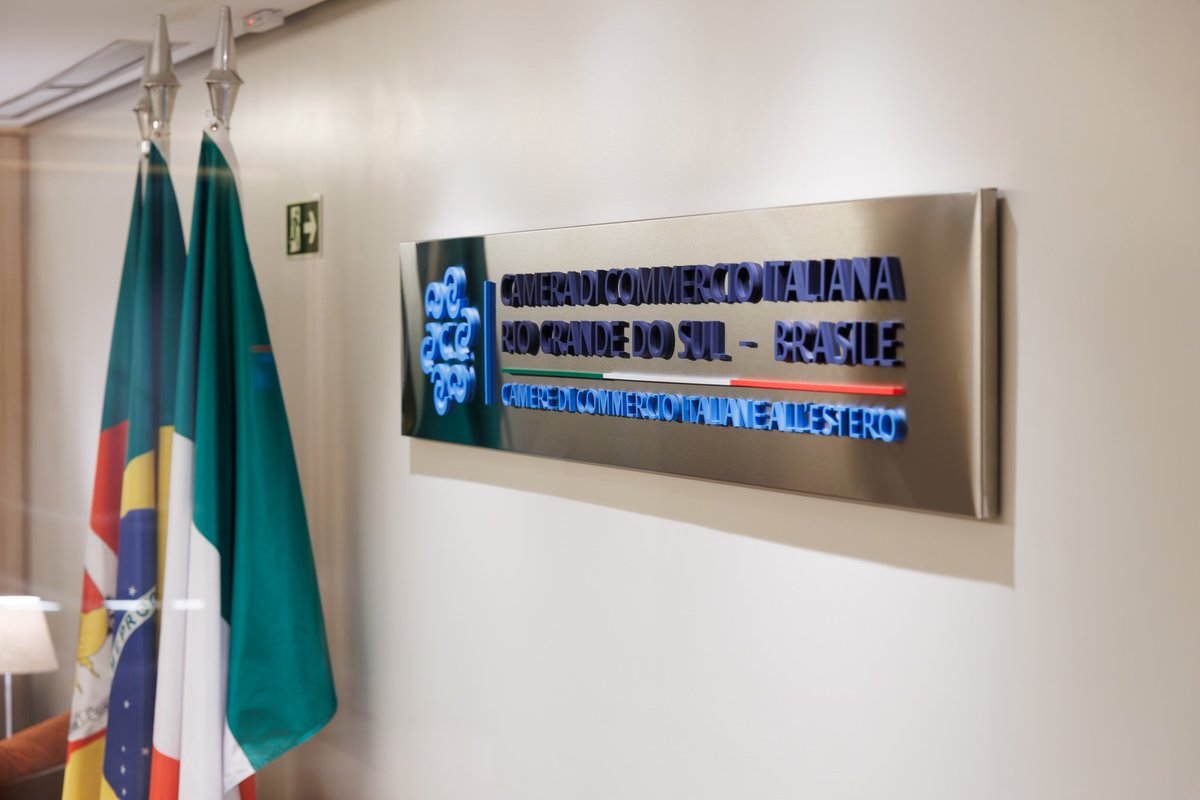 Italy in Brazil tweet media