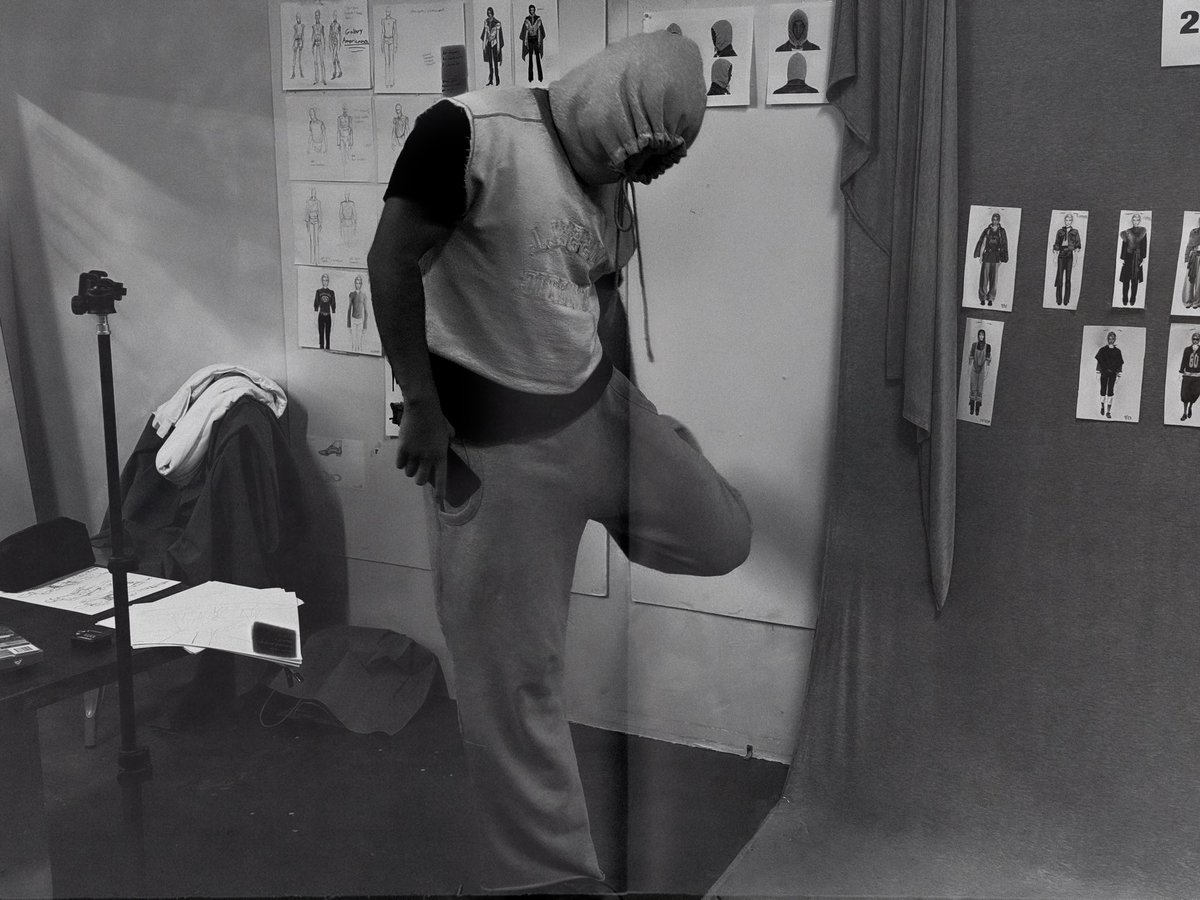 DAN LEVI tweet media