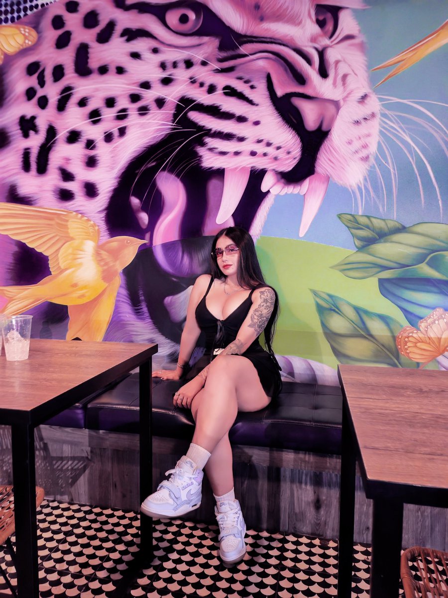 Angie Valbuena tweet media