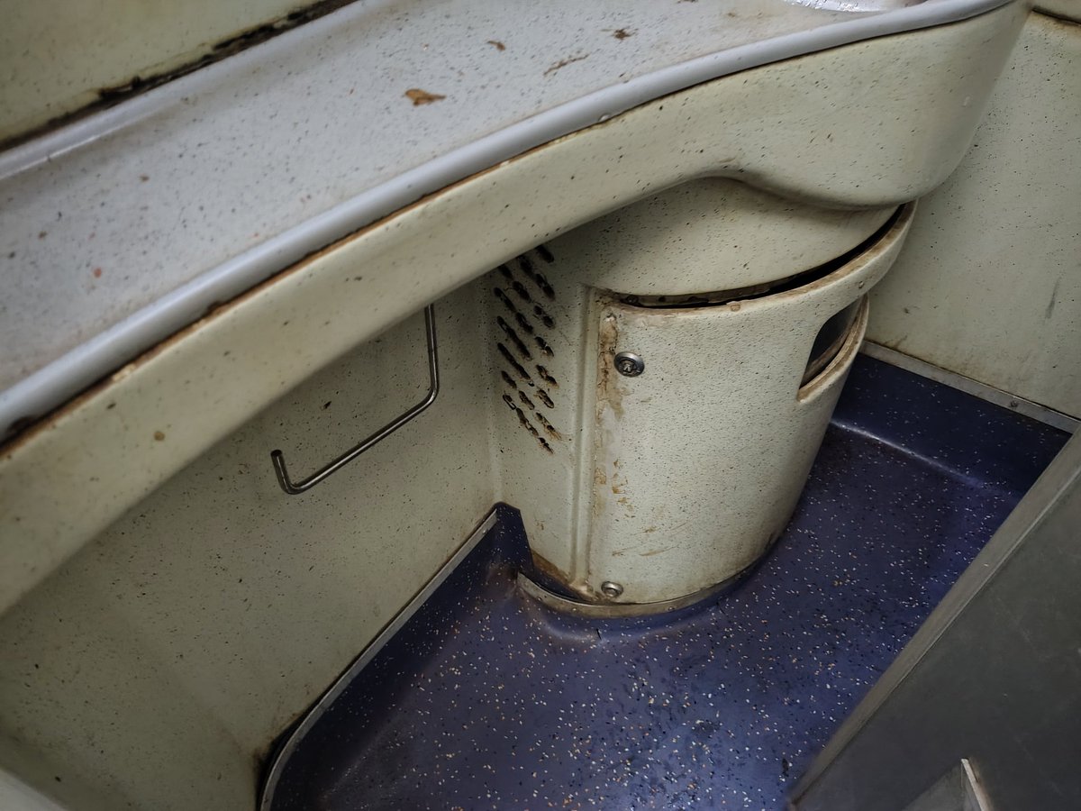 rladda74's tweet photo. @RailMinIndia @IRCTCofficial
There is no tissue paper or hand wash liquid available in the train toilets, which is causing inconvenience Also, unchecked passengers are entering reserved coaches.
Kindly take imnd action to improve hygiene &amp; safety

@AshwiniVaishnaw
@RailMinIndia https://t.co/y91DS9jBkb