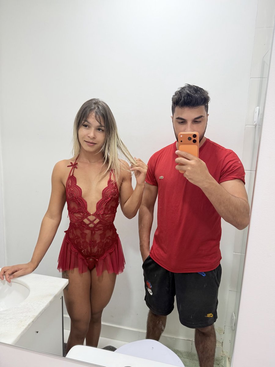 Laurafernandez tweet media