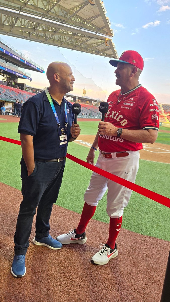 jquinteroven tweet media