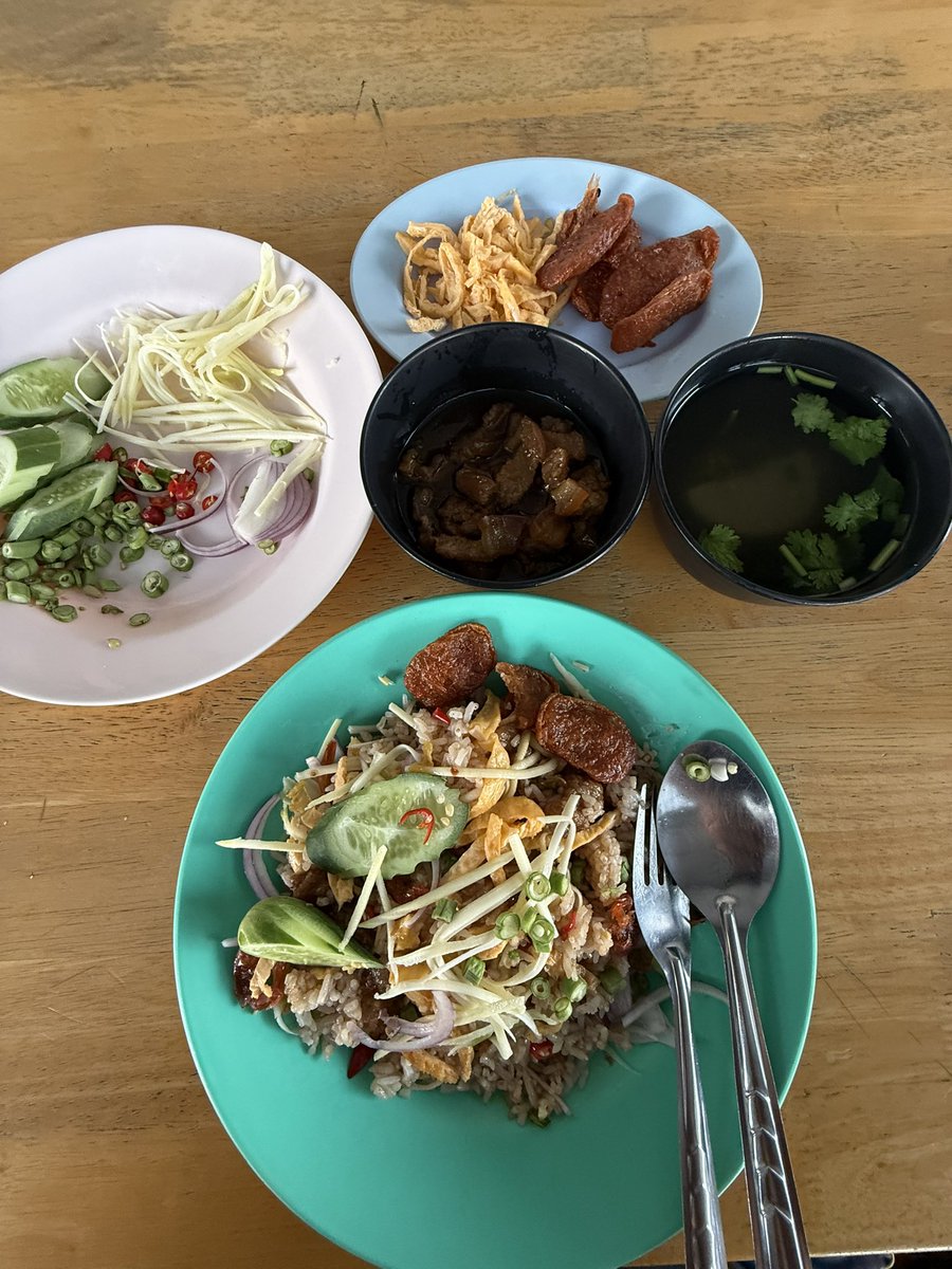 yuthtana lopanpaibul tweet media