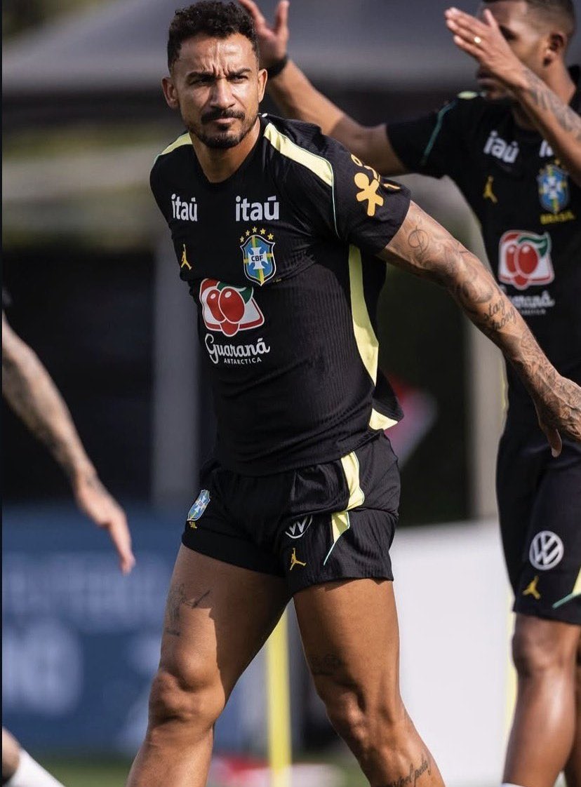 giovinhaᶜʳᶠ tweet media