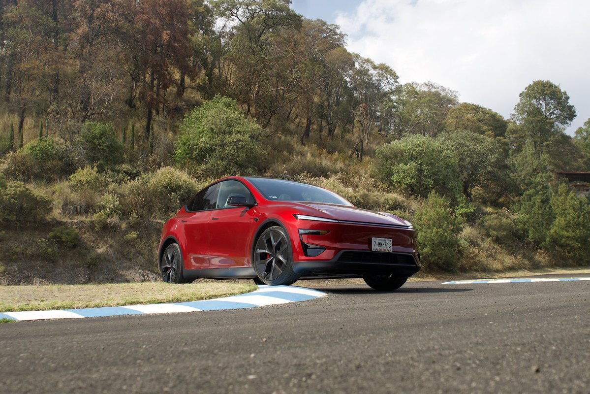 Gabo Salazar tweet media