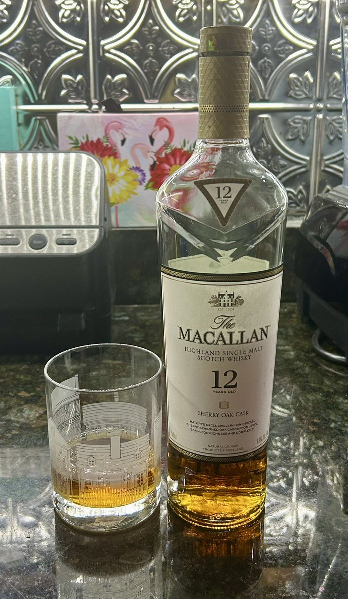 Jason H: Ride motorcycles, play guitar 🤘🏻😁🤘🏻 tweet media