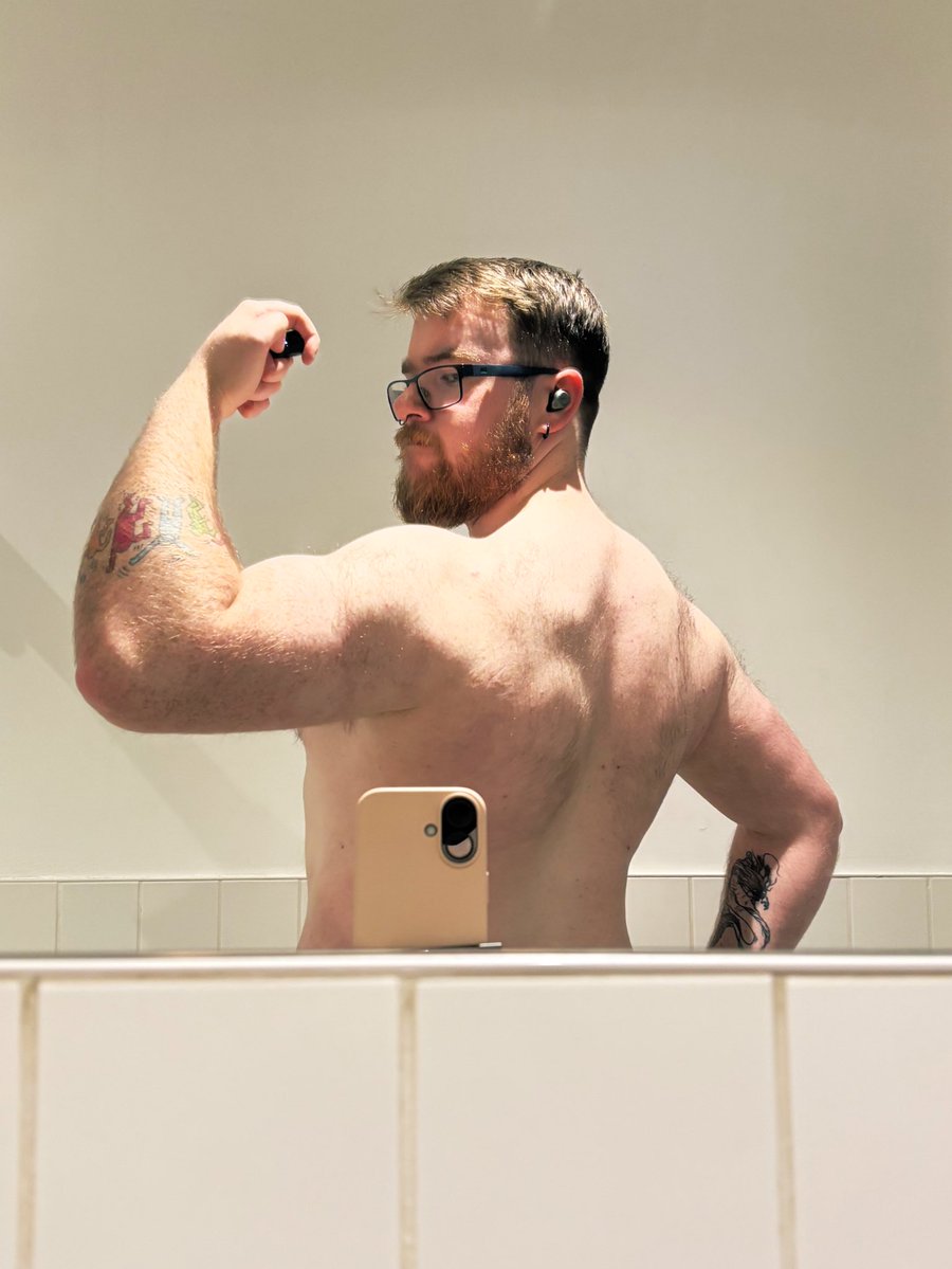 Slayley Williams tweet media