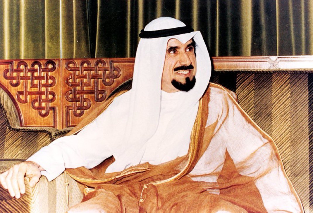 m_alfayiz's tweet photo. " لا خوف على أرض أطعمت الجائع وأسقت العطشان وكست العاري وكفلت اليتيم،  فصنائع المعروف
 تقي مصارع السوء ". 

الشيخ جابر الاحمد الصباح رحمه الله https://t.co/6NAr6NzGkO